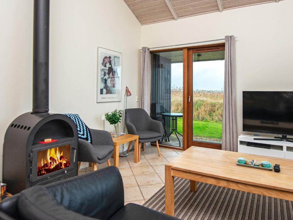 Three-Bedroom Holiday Home In Ulfborg 4 Thorsminde エクステリア 写真