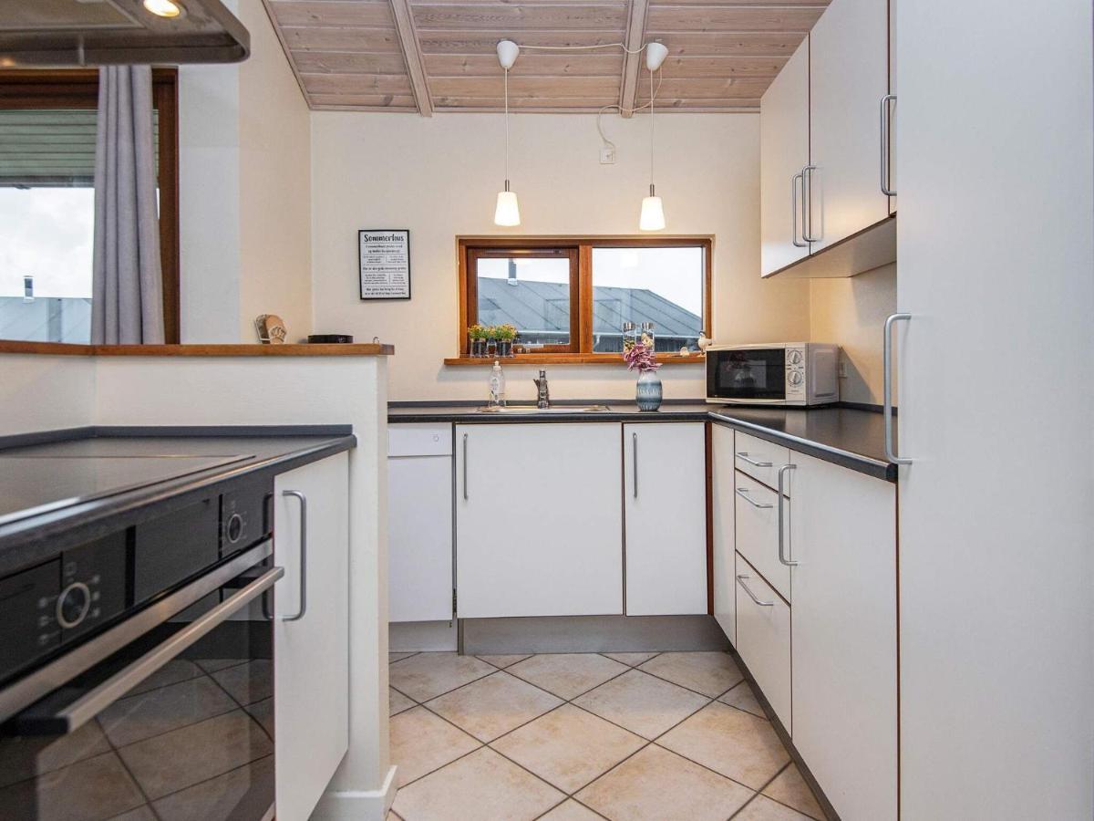 Three-Bedroom Holiday Home In Ulfborg 4 Thorsminde エクステリア 写真