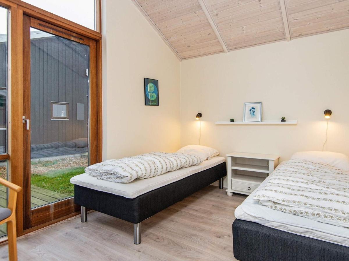 Three-Bedroom Holiday Home In Ulfborg 4 Thorsminde エクステリア 写真